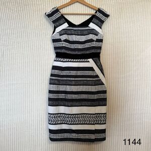 Karen Millen Striped Viscose Tweed Textured Dress Black White Size 4